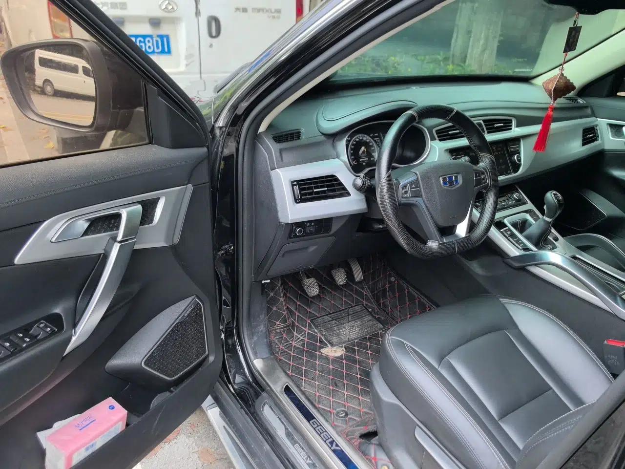 Geely Auto Emgrand X7 Sport 2016 2.0L Manual Smart Connect Version — миниатюра 17