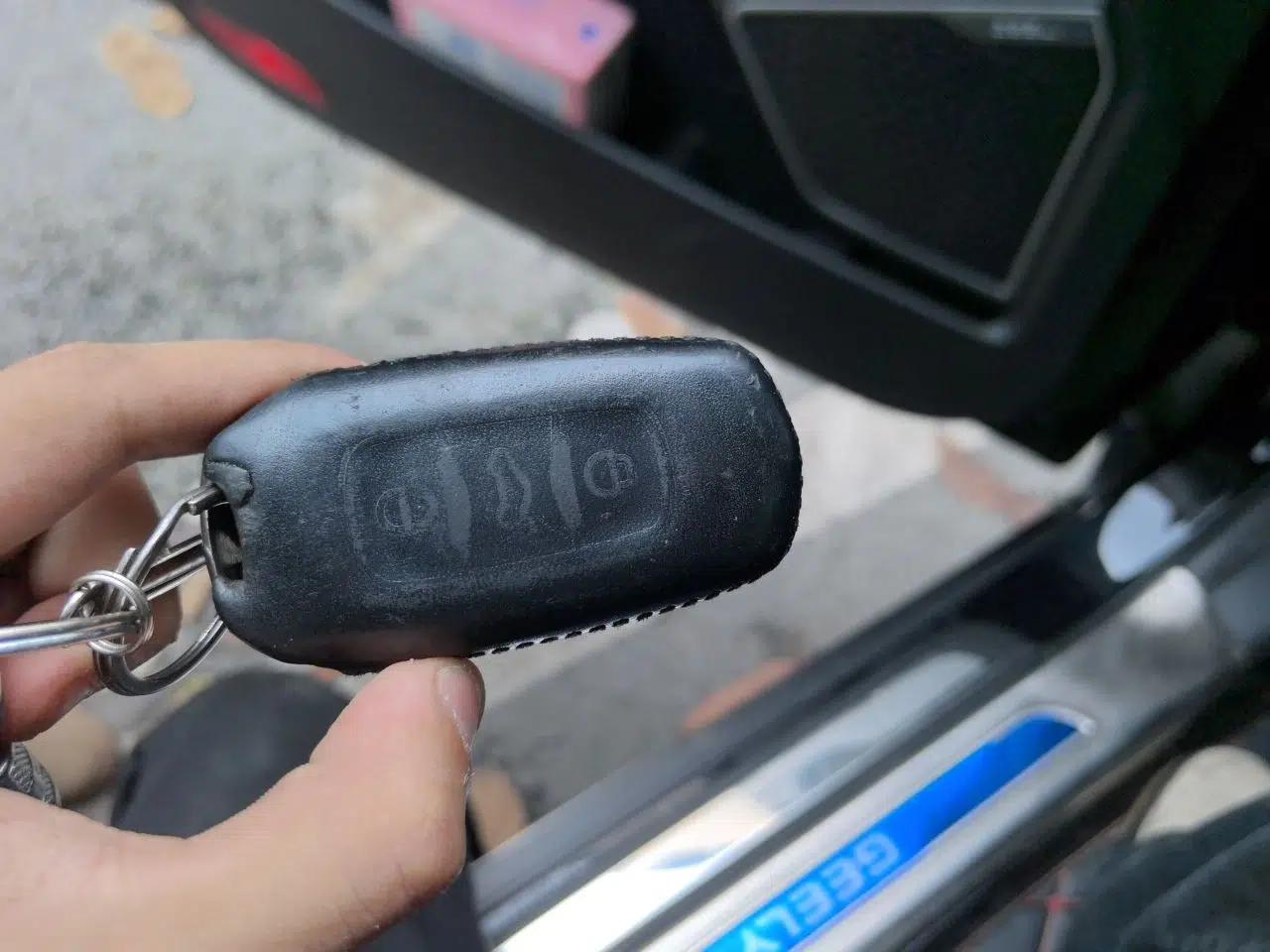 Geely Auto Emgrand X7 Sport 2016 2.0L Manual Smart Connect Version — миниатюра 9