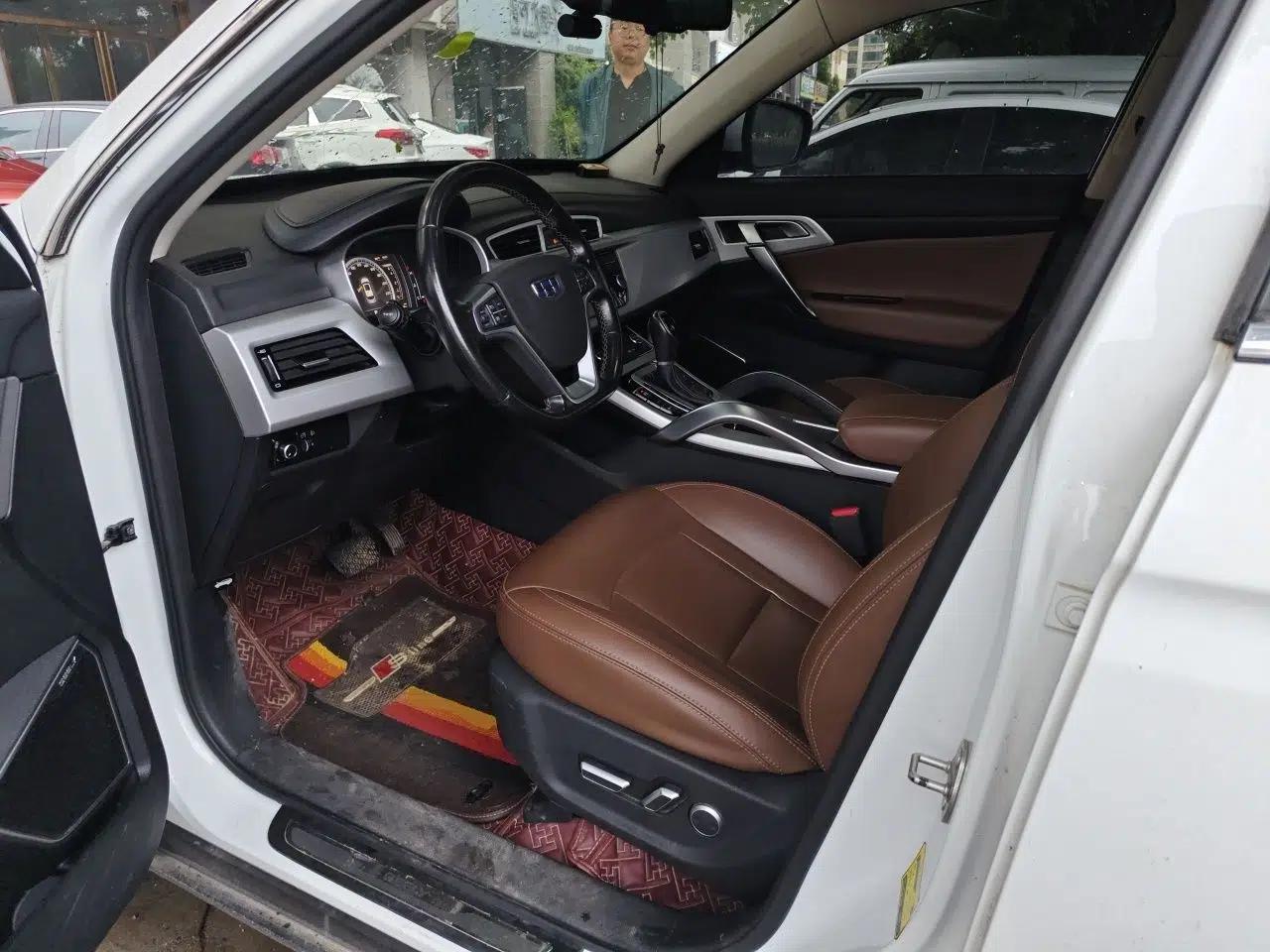 Geely Auto Emgrand X7 Sport 2016 1.8TD Automatic ZhiZun Version — миниатюра 17