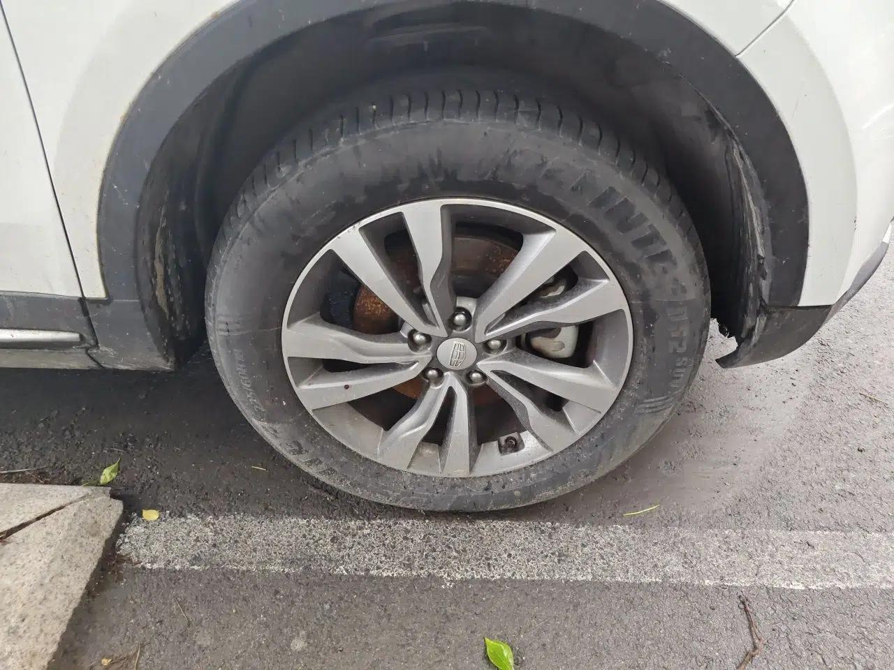 Geely Auto Emgrand X7 Sport 2016 1.8TD Automatic ZhiZun Version — миниатюра 8