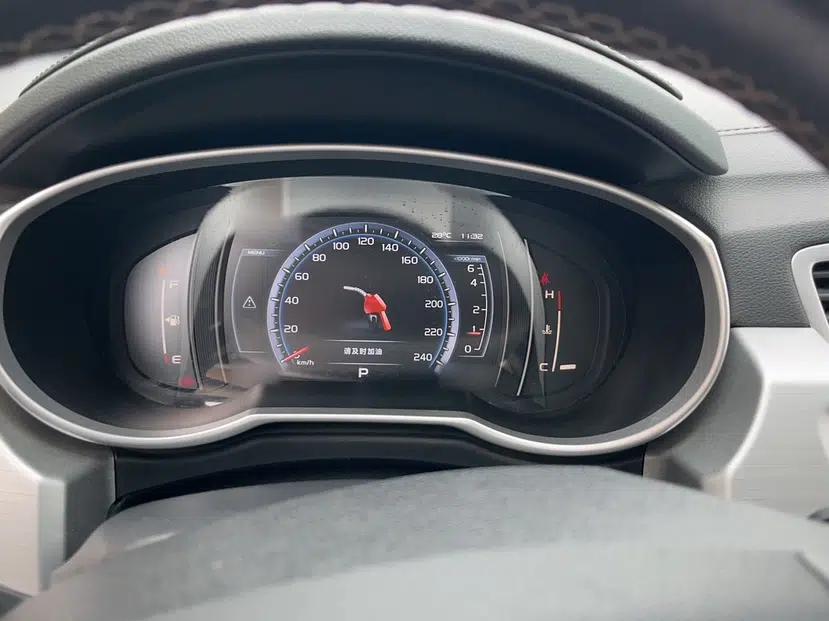 Geely Auto Emgrand X7 Sport 2016 1.8TD Automatic Smart Model — миниатюра 9
