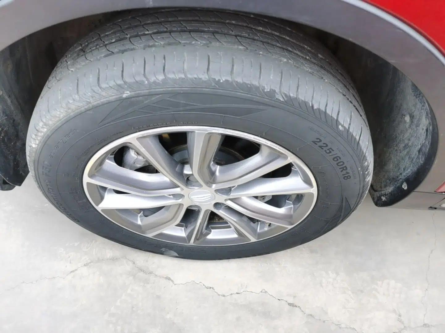 Geely Auto Emgrand X7 Sport 2020 1.8TD DCT Two-Wheel Drive Smart Connect 4G-Enabled Version — миниатюра 9