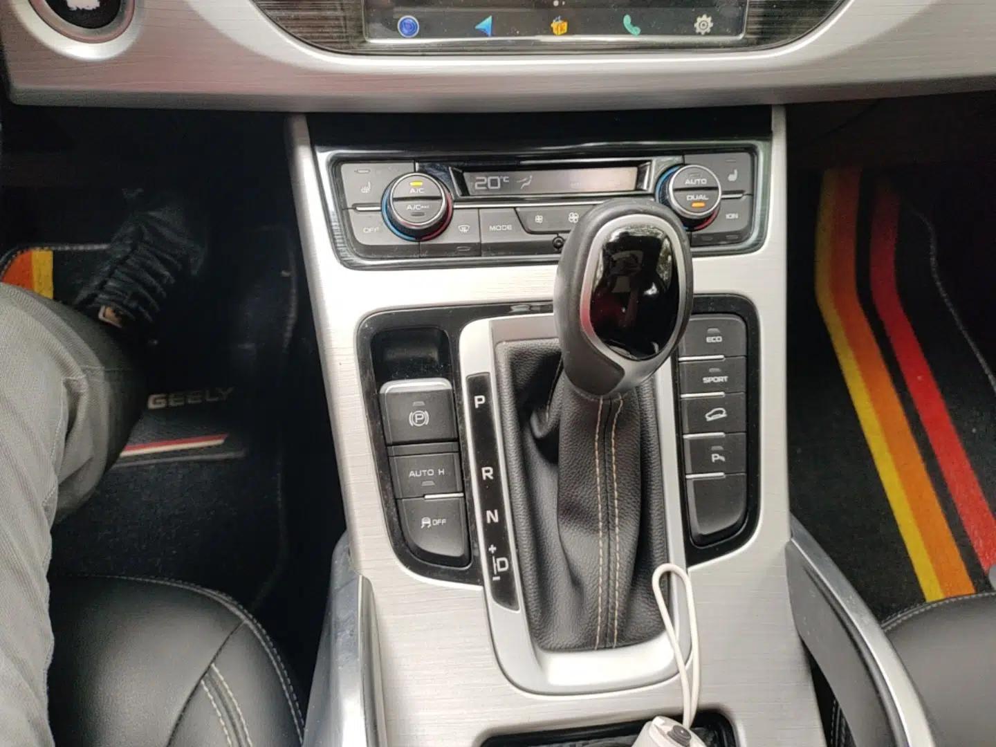 Geely Auto Emgrand X7 Sport 2016 1.8TD Automatic Smart Model — миниатюра 17