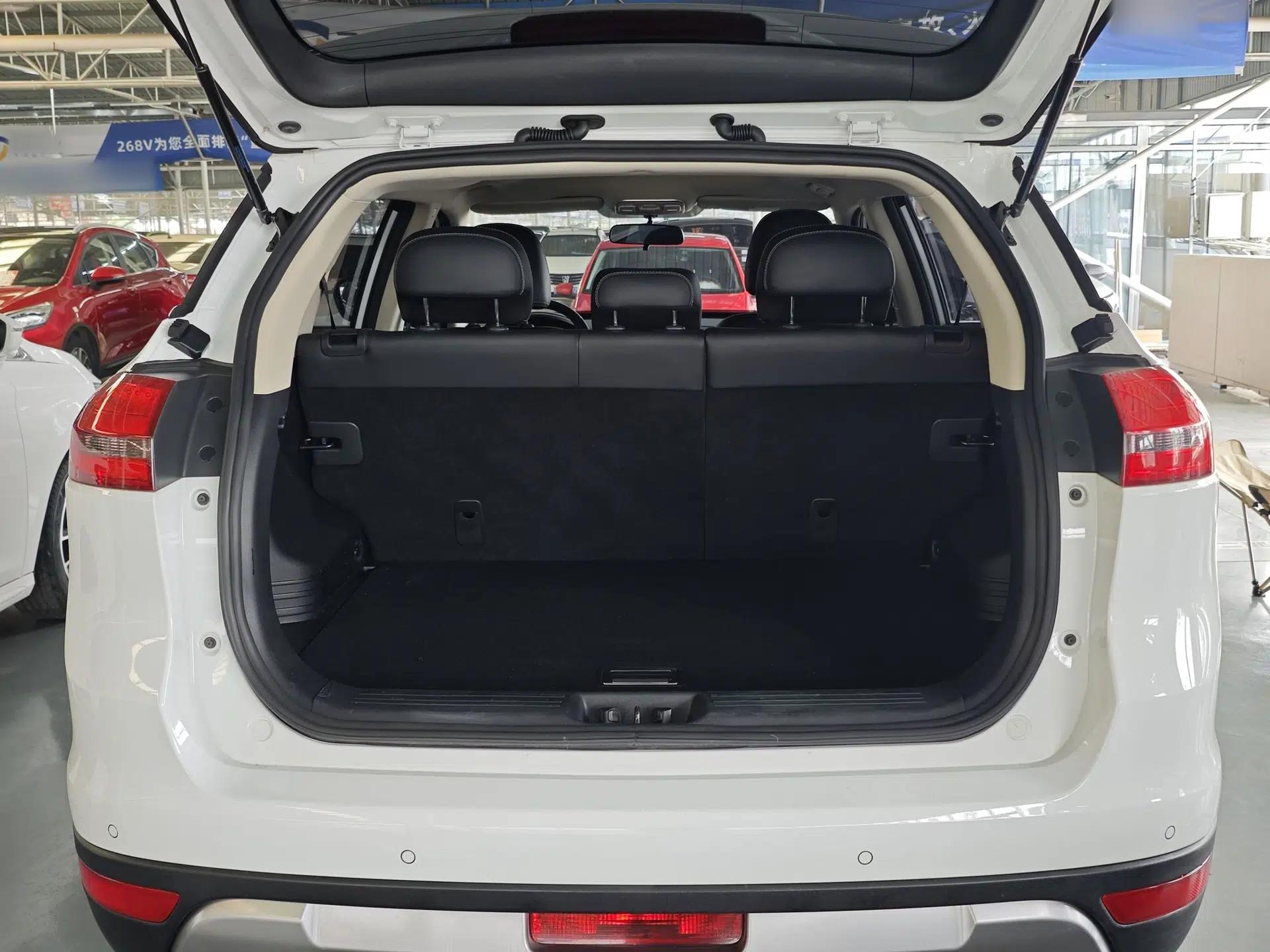 Geely Auto Emgrand X7 Sport 2016 1.8TD Automatic Smart Connectivity Version — миниатюра 14