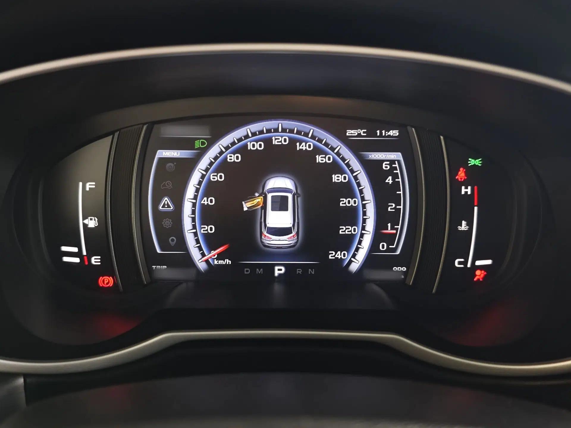 Geely Auto Emgrand X7 Sport 2016 1.8TD Automatic Smart Connectivity Version — миниатюра 8