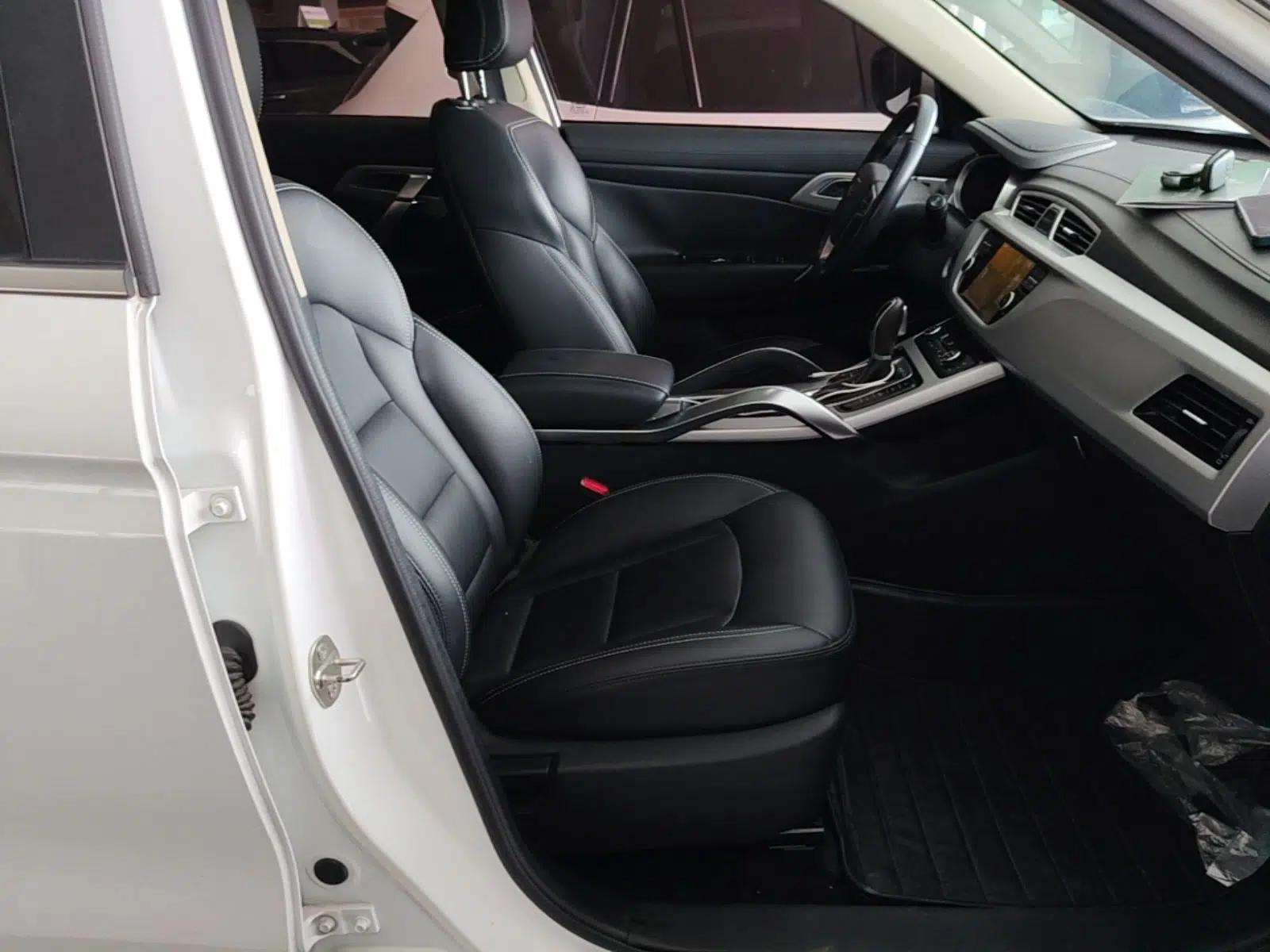 Geely Auto Emgrand X7 Sport 2016 1.8TD Automatic Smart Model — миниатюра 23