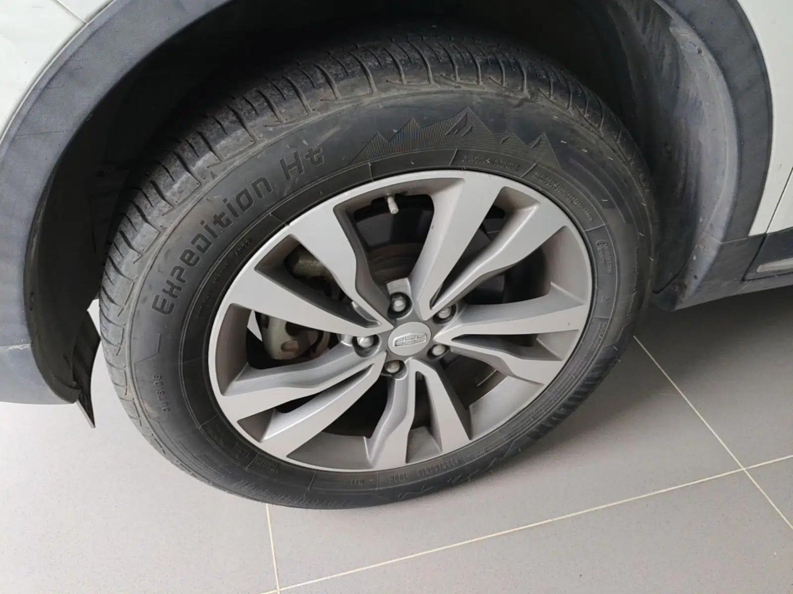 Geely Auto Emgrand X7 Sport 2016 1.8TD Automatic Smart Model — миниатюра 9