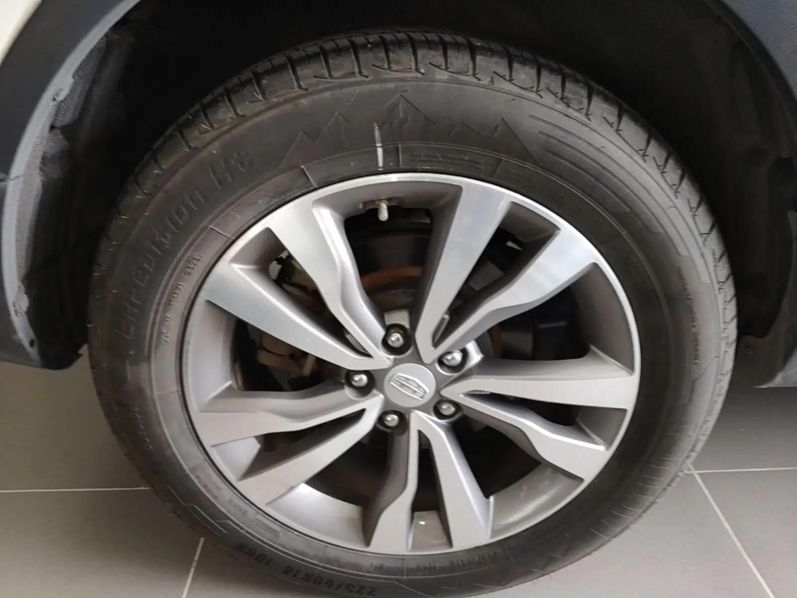 Geely Auto Emgrand X7 Sport 2016 1.8TD Automatic Smart Model — миниатюра 10