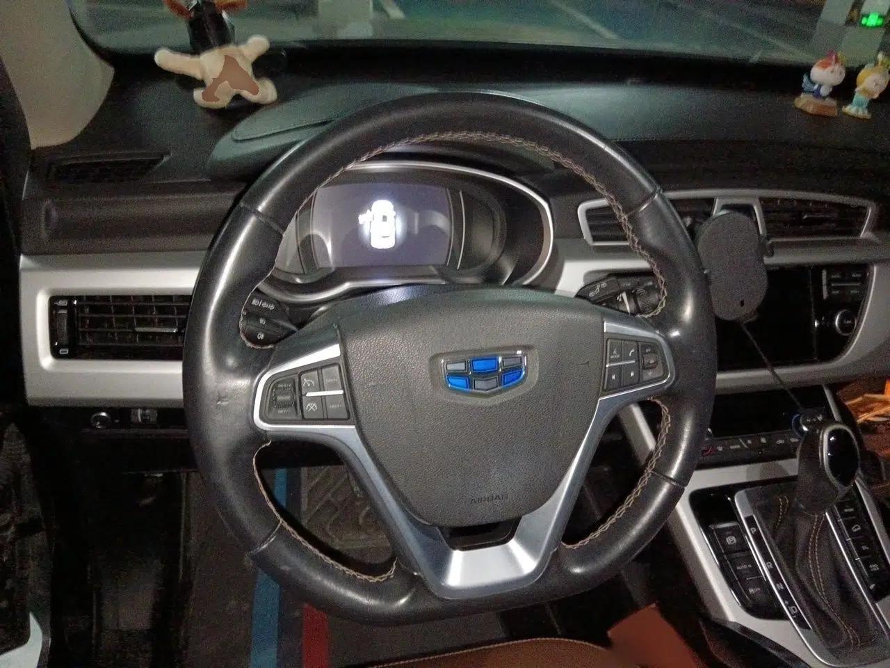 Geely Auto Emgrand X7 Sport 2016 1.8TD Automatic All-Wheel-Drive ZhiZun Edition — миниатюра 9