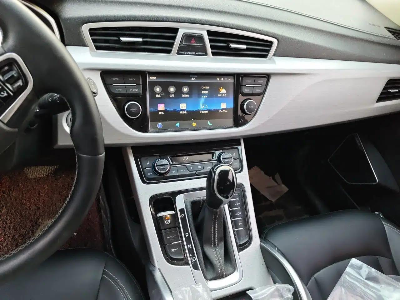 Geely Auto Emgrand X7 Sport 2016 1.8TD Automatic Smart Connectivity Version — миниатюра 14