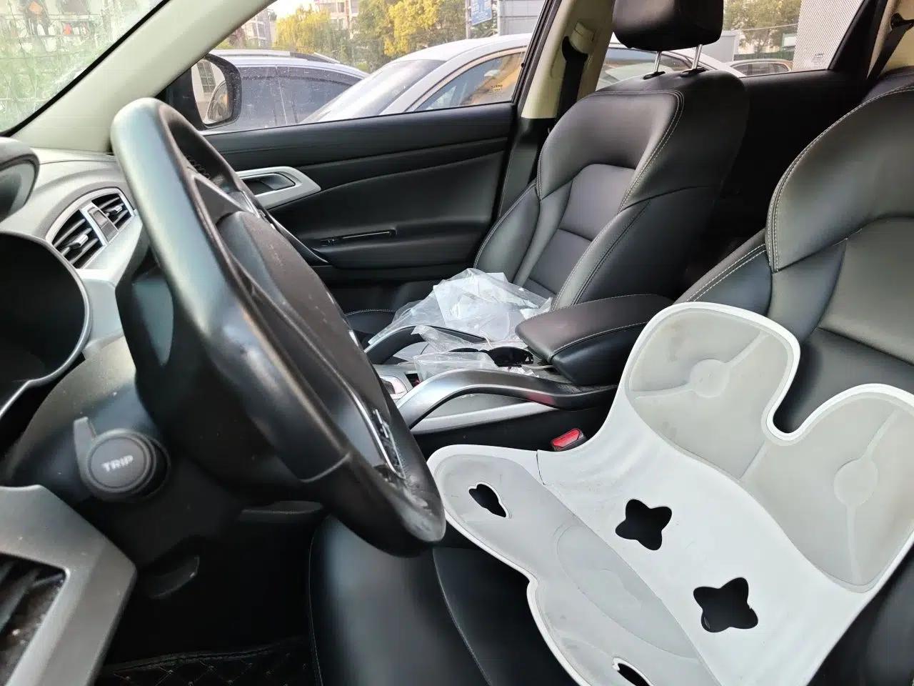 Geely Auto Emgrand X7 Sport 2016 1.8TD Automatic Smart Connectivity Version — миниатюра 16