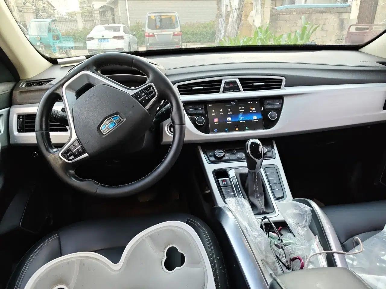 Geely Auto Emgrand X7 Sport 2016 1.8TD Automatic Smart Connectivity Version — миниатюра 10