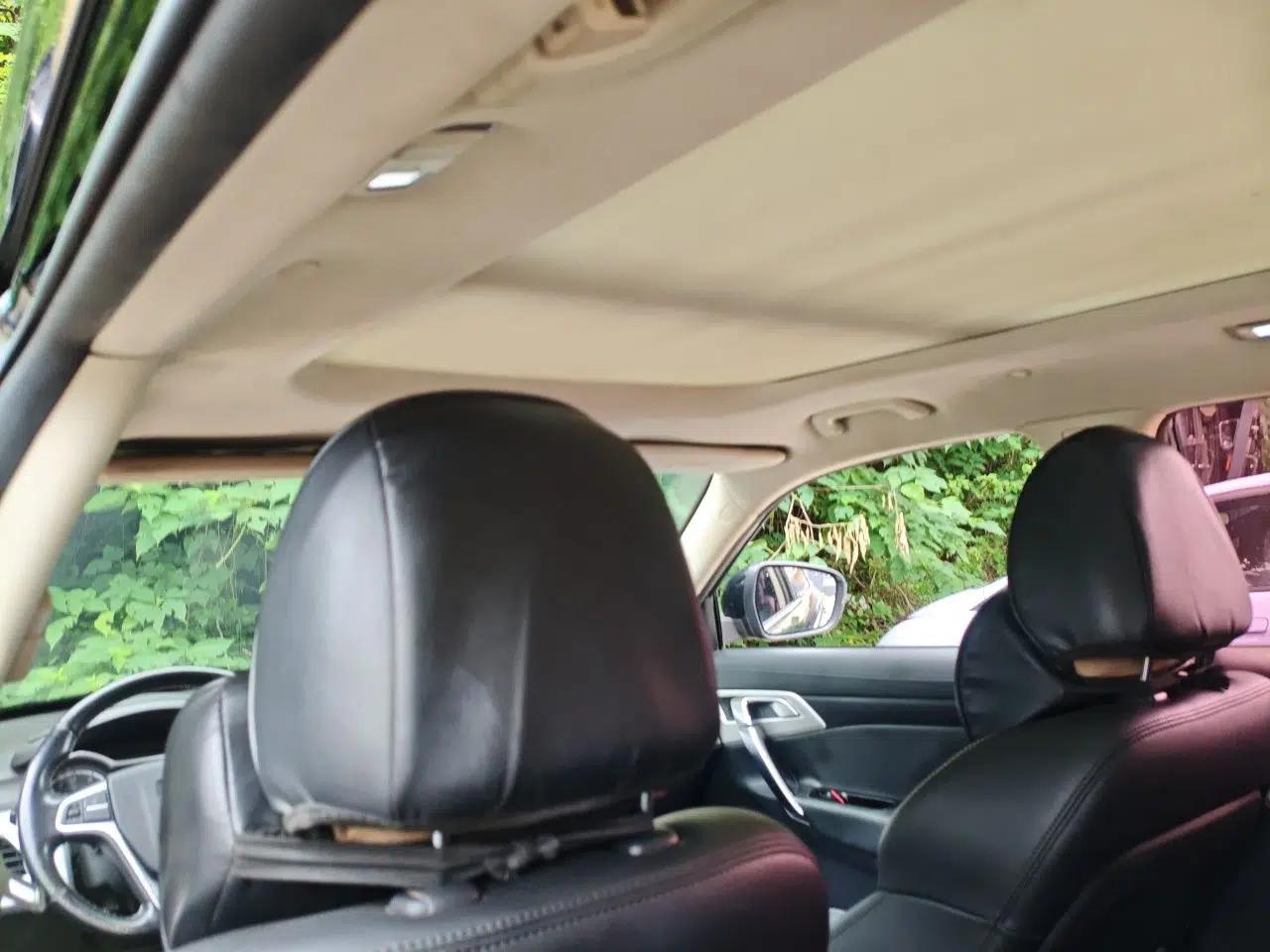 Geely Auto Emgrand X7 Sport 2016 2.0L Manual ZhiShang Version — миниатюра 19