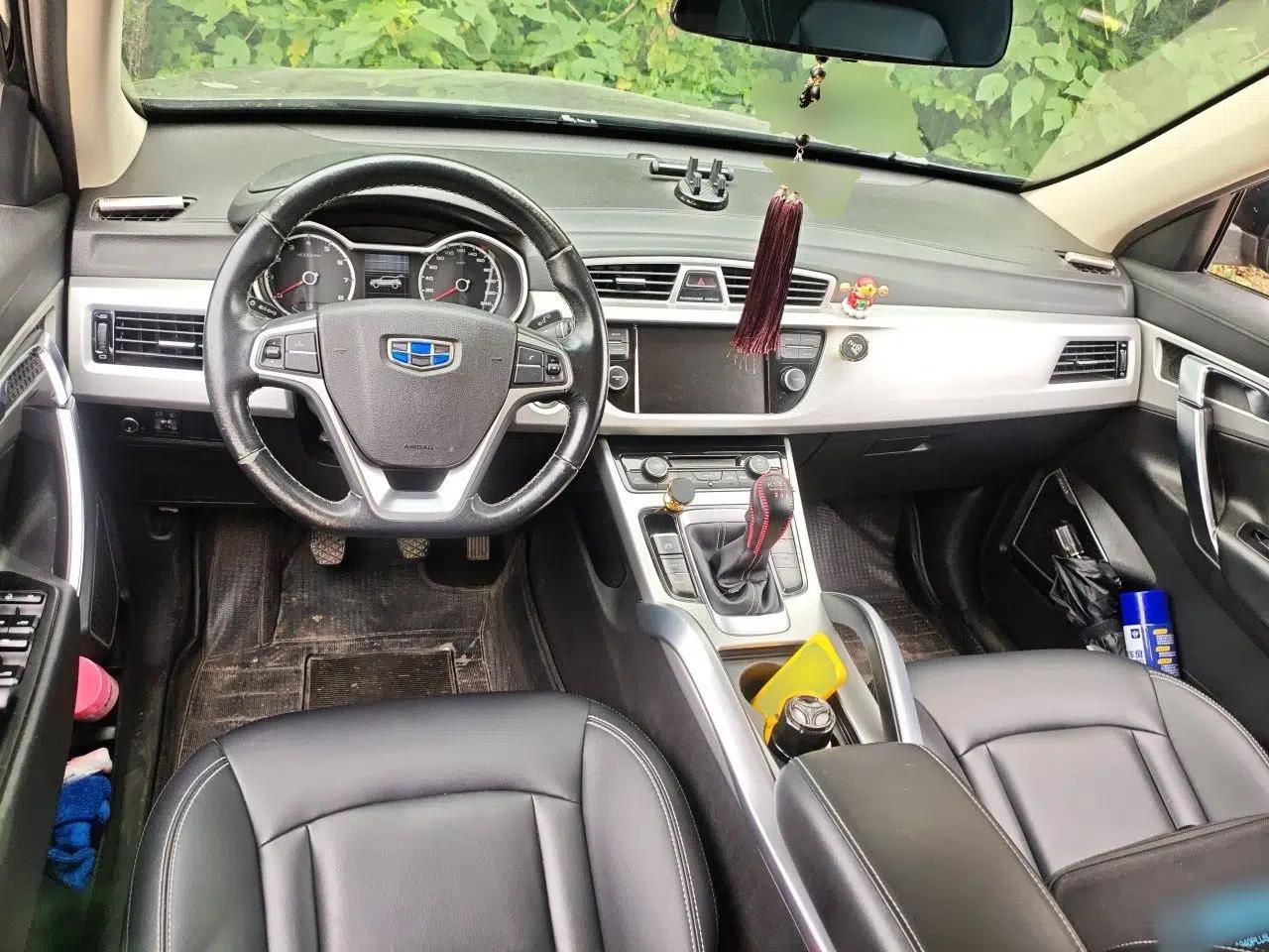 Geely Auto Emgrand X7 Sport 2016 2.0L Manual ZhiShang Version — миниатюра 10