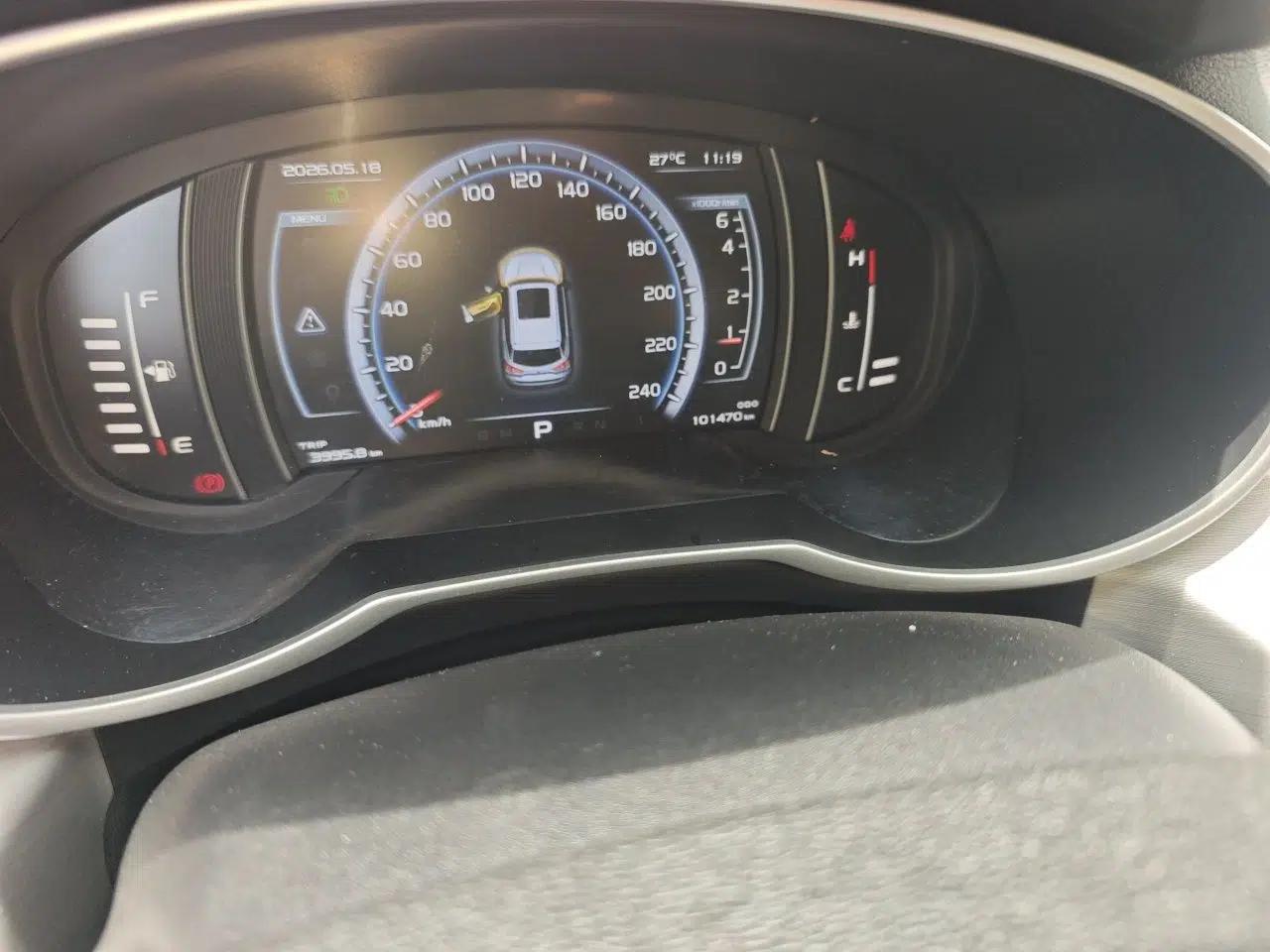 Geely Auto Emgrand X7 Sport 2016 1.8TD Automatic Smart Connectivity Version — миниатюра 13