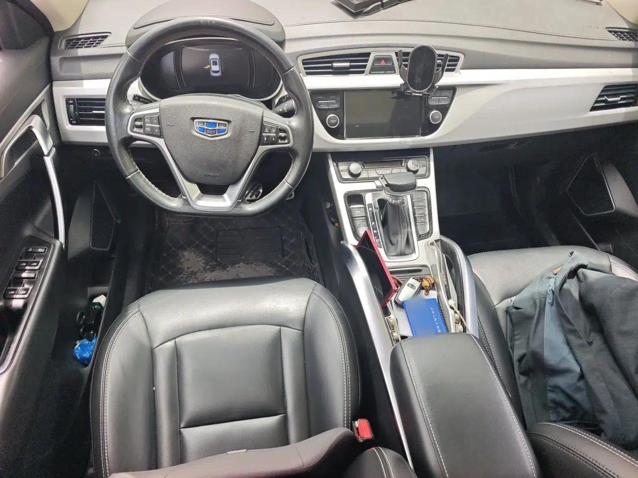 Geely Auto Emgrand X7 Sport 2016 1.8TD Automatic Smart Connectivity Version — миниатюра 10