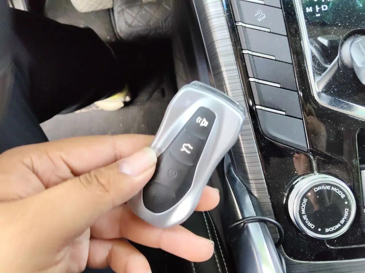 Geely Auto Emgrand X7 Sport 2020 1.8TD DCT Smart Connect PRO — миниатюра 9