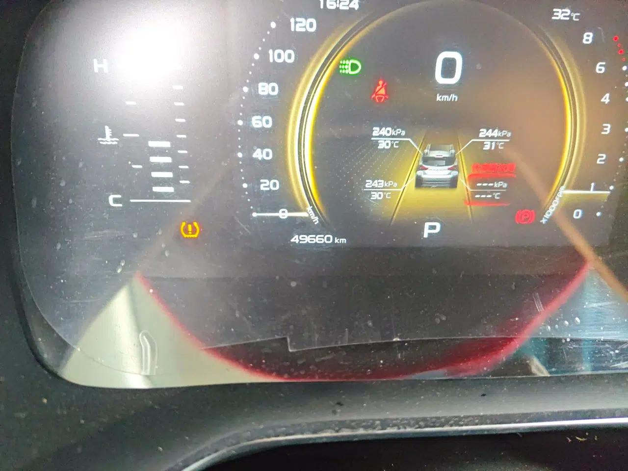 Geely Auto Emgrand X7 Sport 2020 1.8TD DCT Smart PRO — миниатюра 13