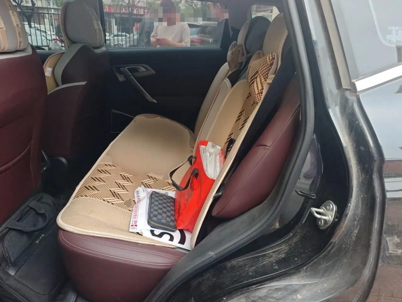 Geely Auto Emgrand X7 Sport 2022 1.8TD DCT Zhiya Trim — миниатюра 18