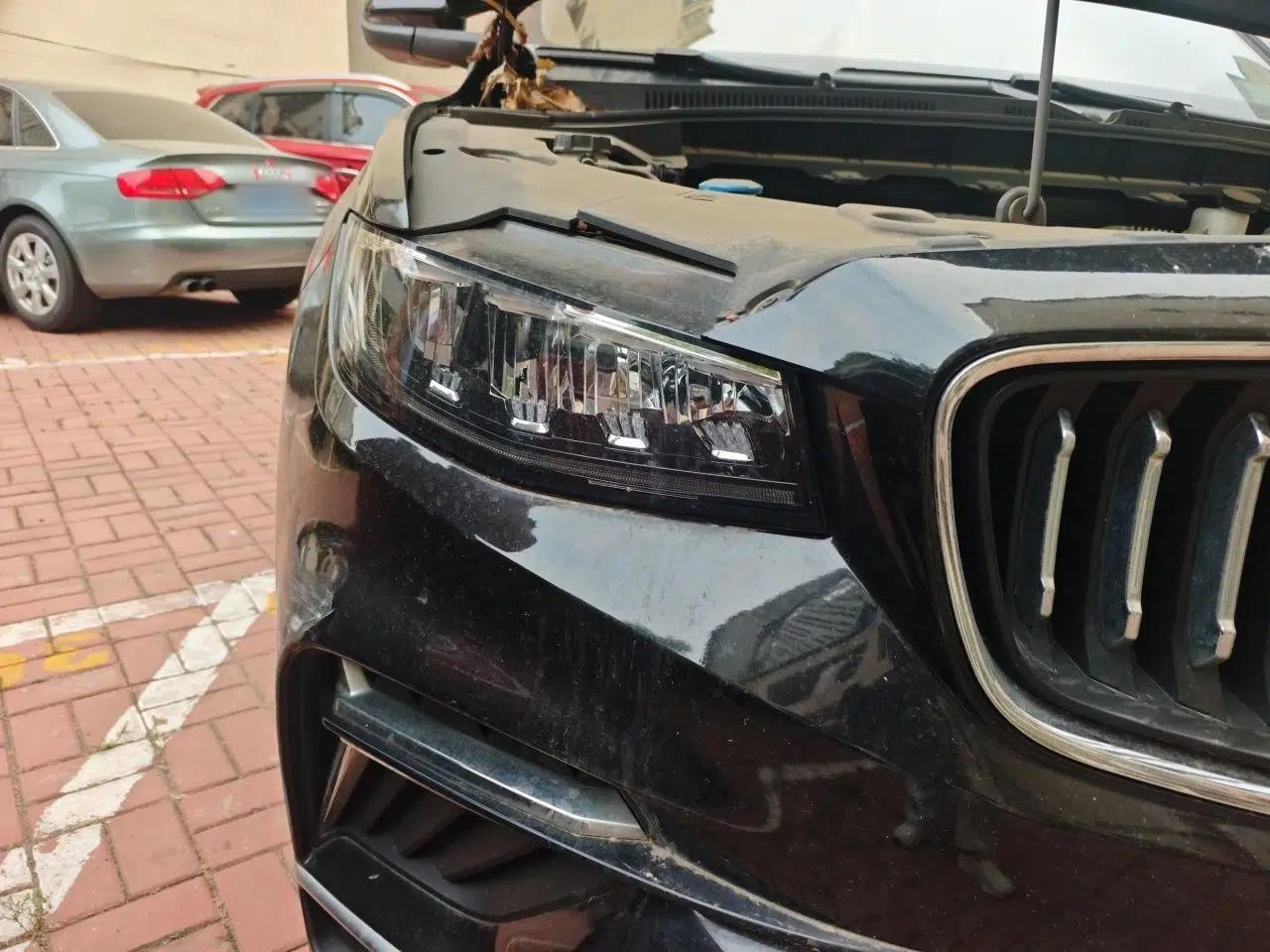 Geely Auto Emgrand X7 Sport 2022 1.8TD DCT Zhiya Trim — миниатюра 7