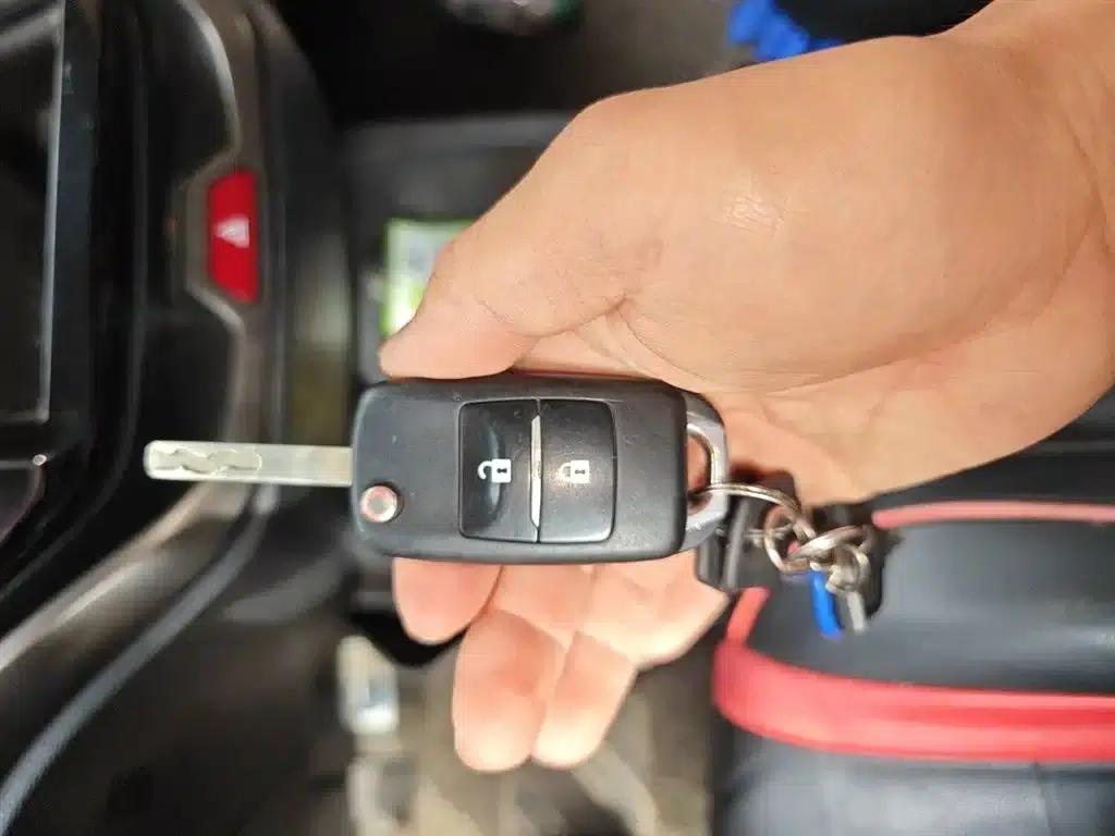 Changan Oushang CX70 2016 1.6L Manual Deluxe Edition — миниатюра 12
