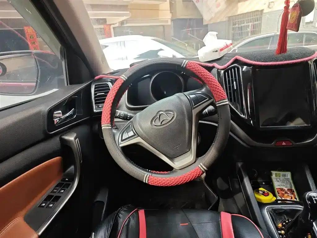 Changan Oushang CX70 2016 1.6L Manual Deluxe Edition — миниатюра 3