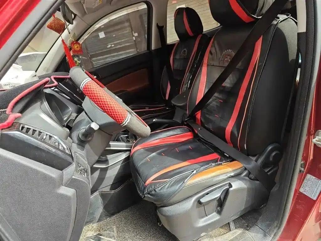 Changan Oushang CX70 2016 1.6L Manual Deluxe Edition — миниатюра 8