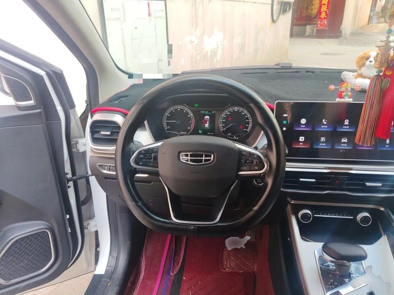 Geely Auto Coolray 2023 1.5T DCT Platinum Edition — миниатюра 11