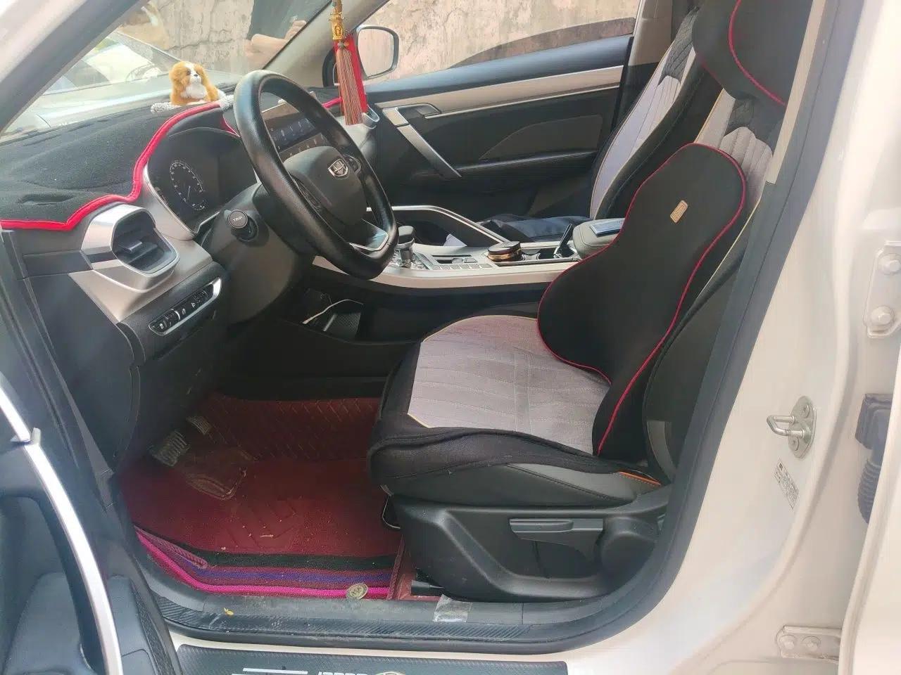 Geely Auto Coolray 2023 1.5T DCT Platinum Edition — миниатюра 16