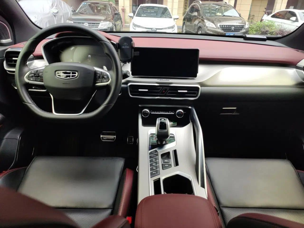 Geely Auto Coolray 2019 Sport Model 260T DCT Battle China V Standard — миниатюра 10
