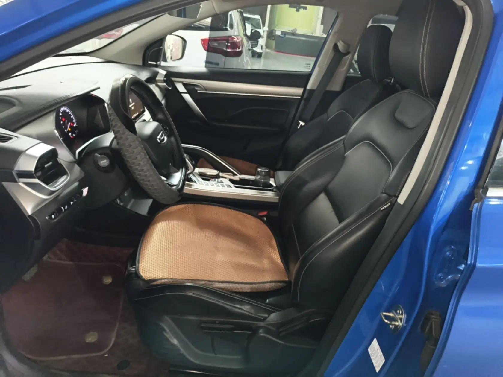 Geely Auto Coolray 2019 260T DCT Knight China VI Standard — миниатюра 17