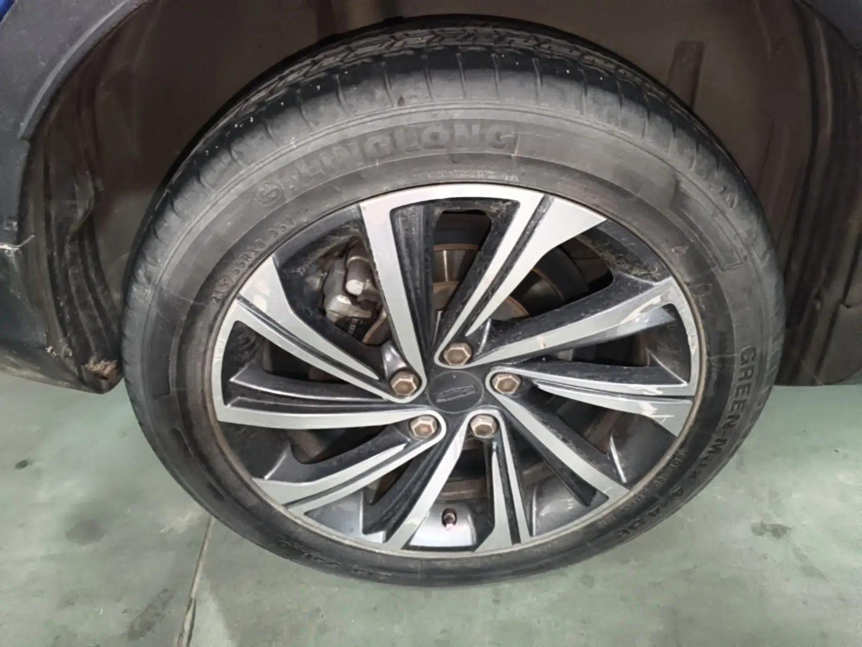 Geely Auto Coolray 2019 260T DCT Knight China VI Standard — миниатюра 10