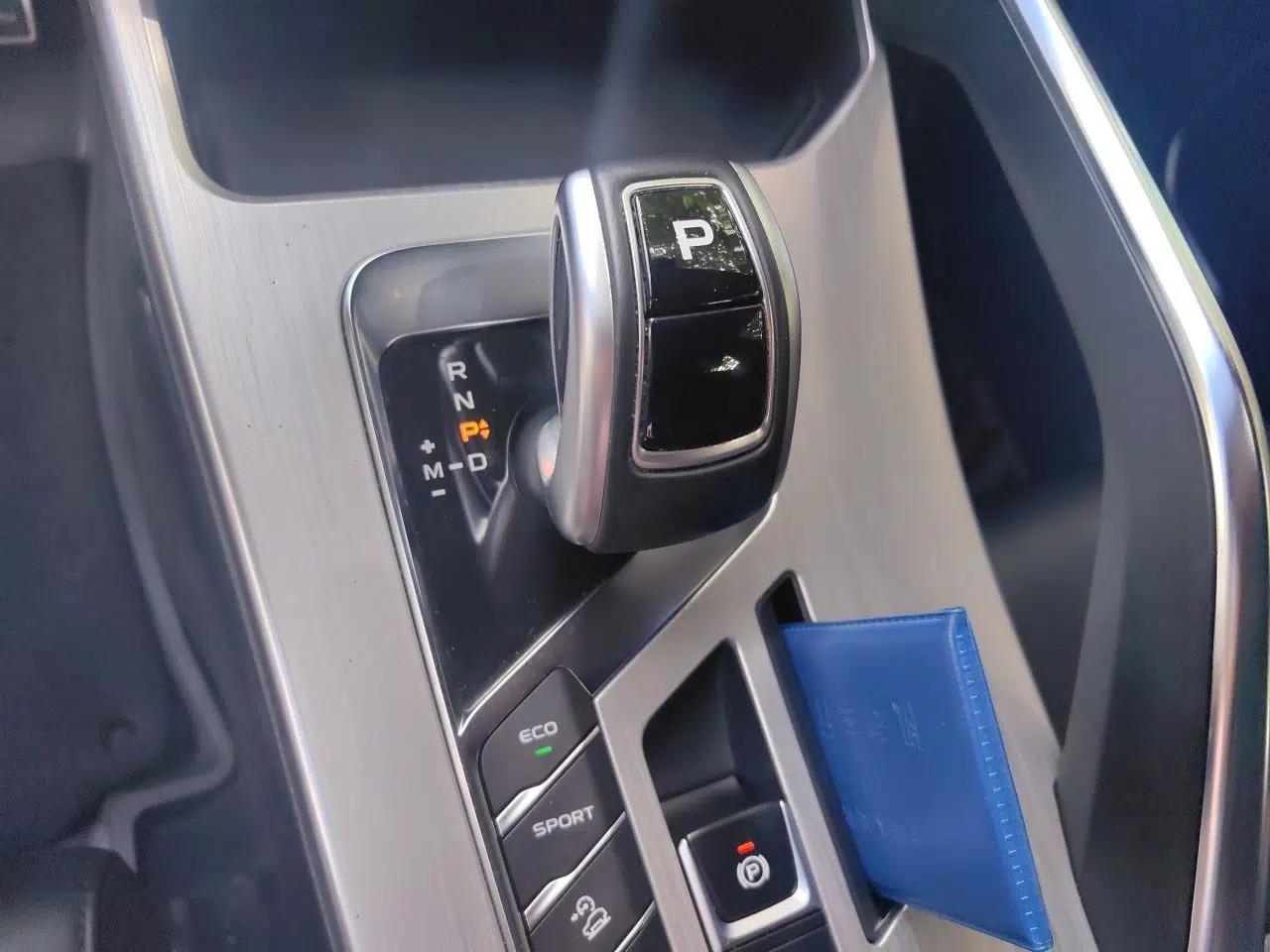 Geely Auto Coolray 2019 Sport Version 260T DCT Battle China VI Standard — миниатюра 15