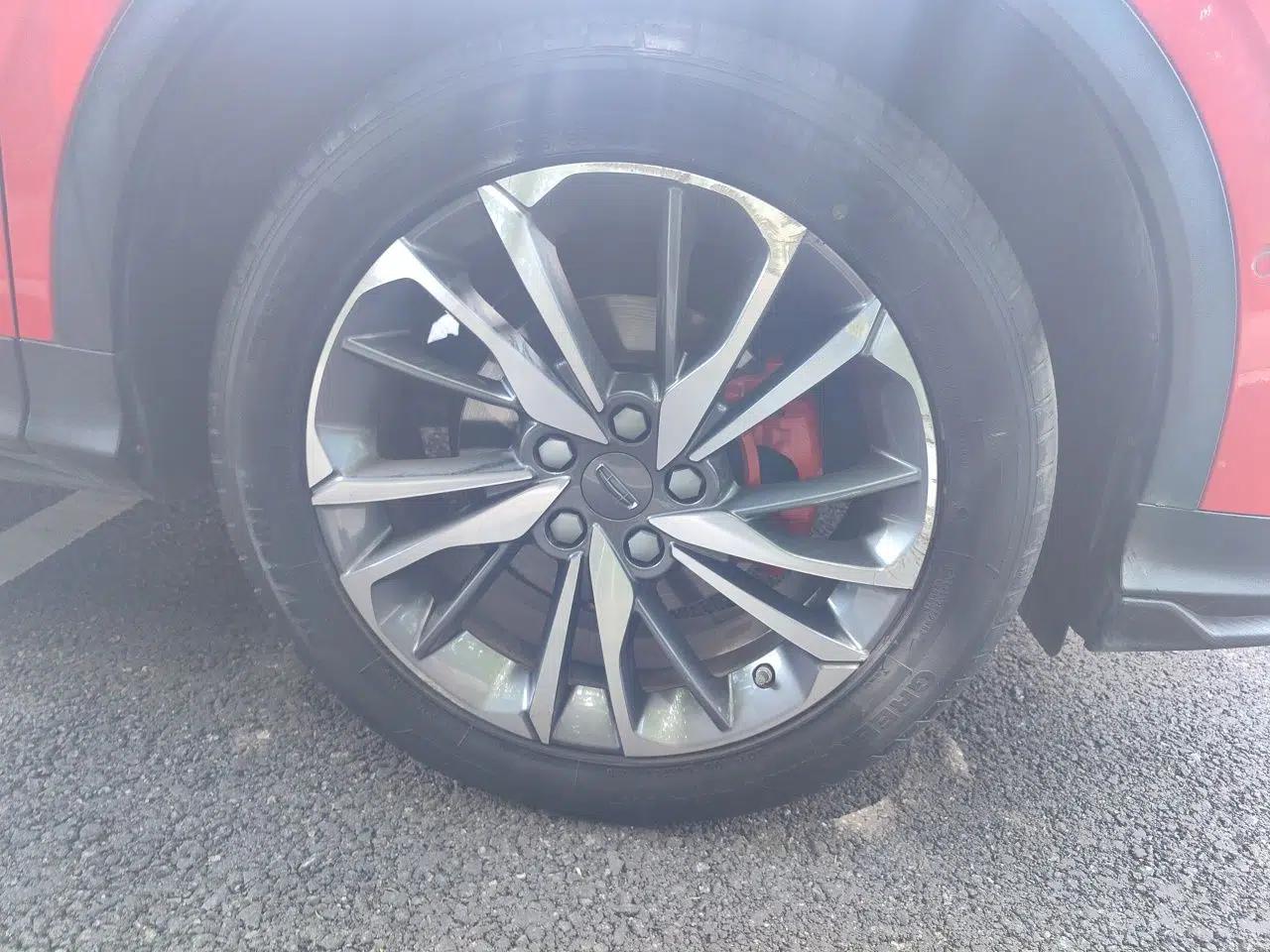 Geely Auto Coolray 2019 Sport Version 260T DCT Battle China VI Standard — миниатюра 8