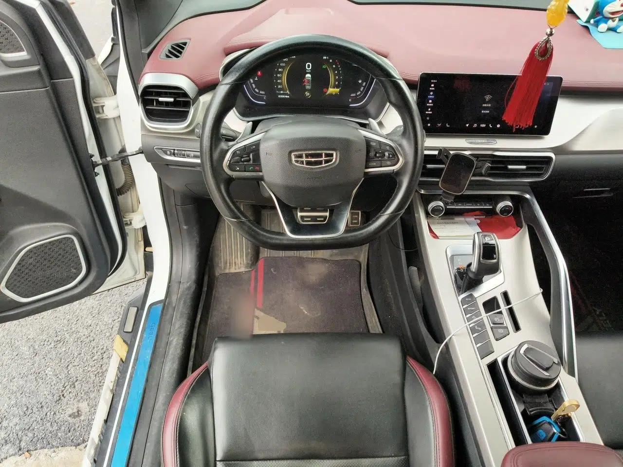 Geely Auto Coolray 2019 Sport Model 260T DCT Patrol China V Standard — миниатюра 11