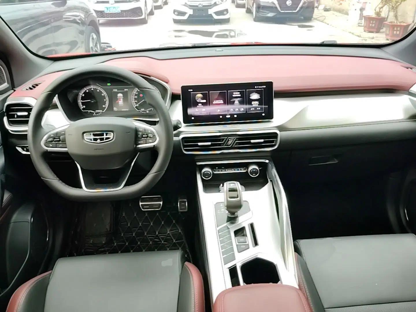 Geely Auto Coolray 2020 PRO 260T DCT Knight — миниатюра 12