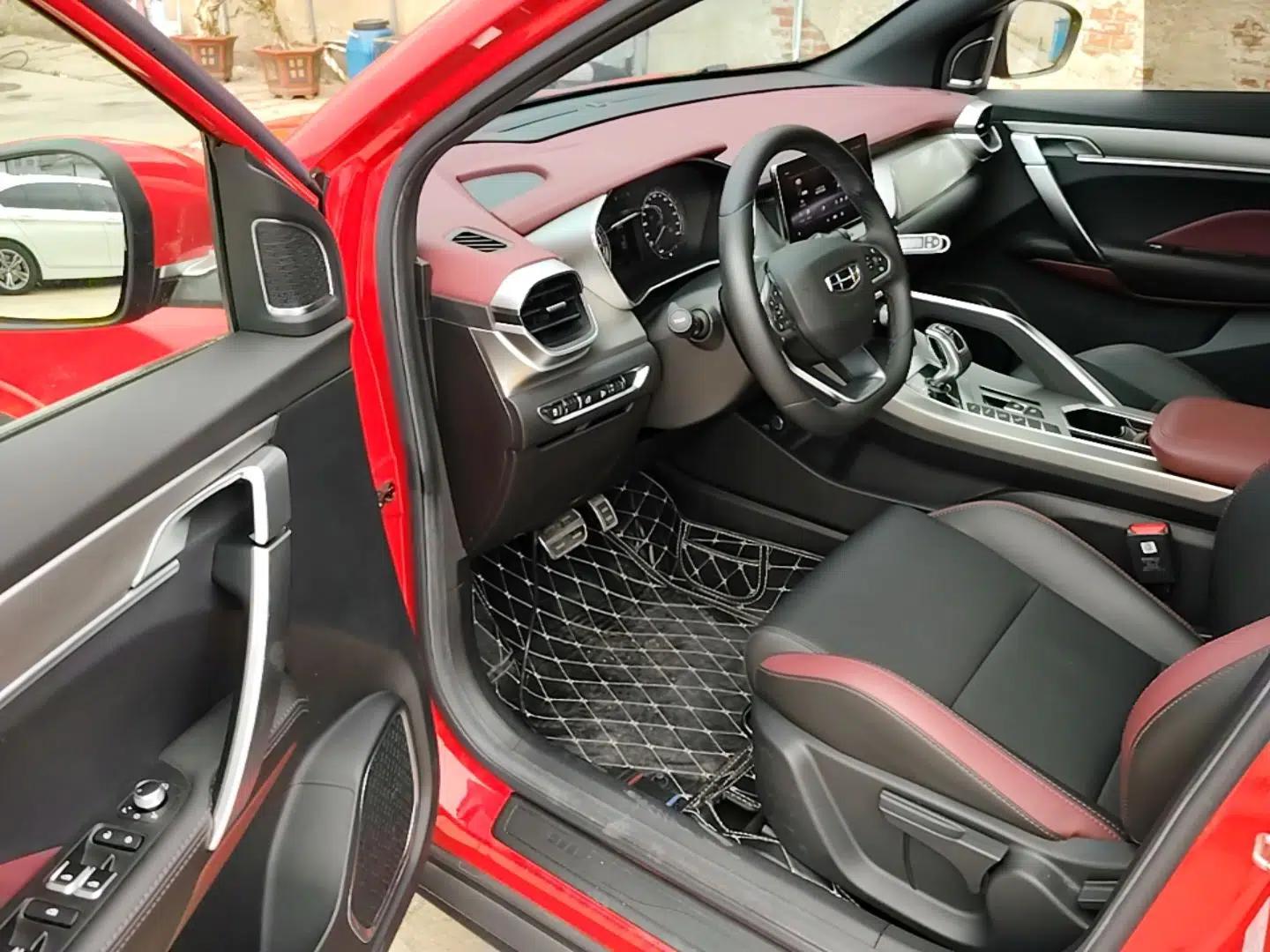 Geely Auto Coolray 2020 PRO 260T DCT Knight — миниатюра 18
