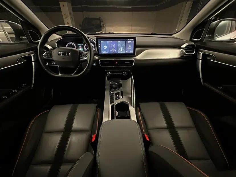 Geely Auto Coolray 2023 1.5T DCT Platinum Edition — миниатюра 13