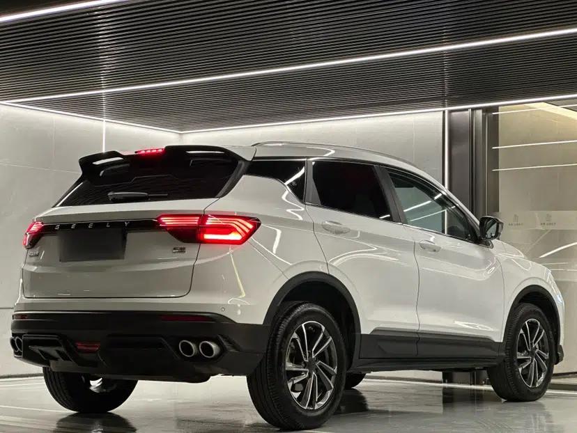 Geely Auto Coolray 2023 1.5T DCT Platinum Edition — миниатюра 6