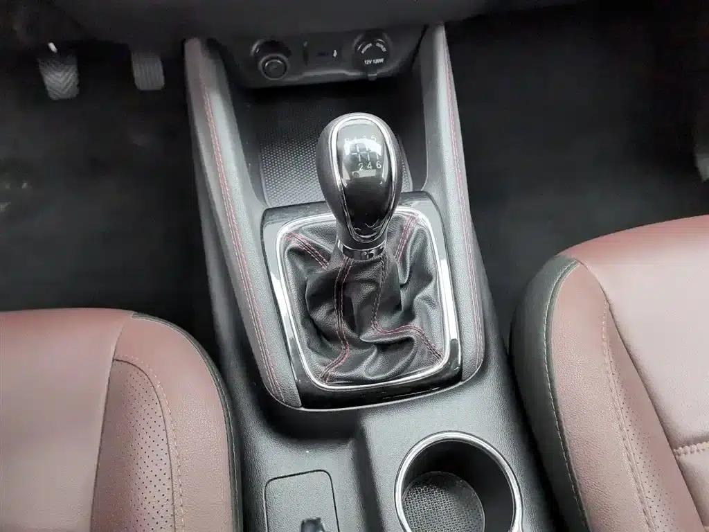 Changan Oushang A800 2017 1.5T Manual Luxury Edition — миниатюра 13