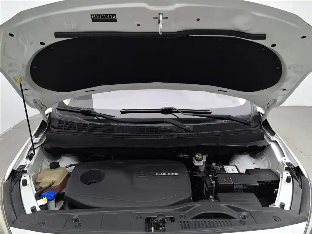 Changan Oushang A800 2017 1.5T Manual Luxury Edition — миниатюра 6