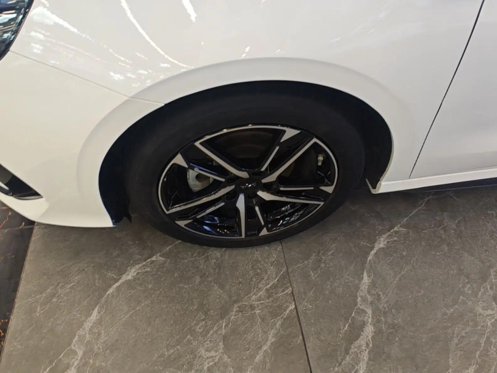 Geely Auto Binray 2024 Binrui COOL 1.5T DCT Champion Edition — миниатюра 8
