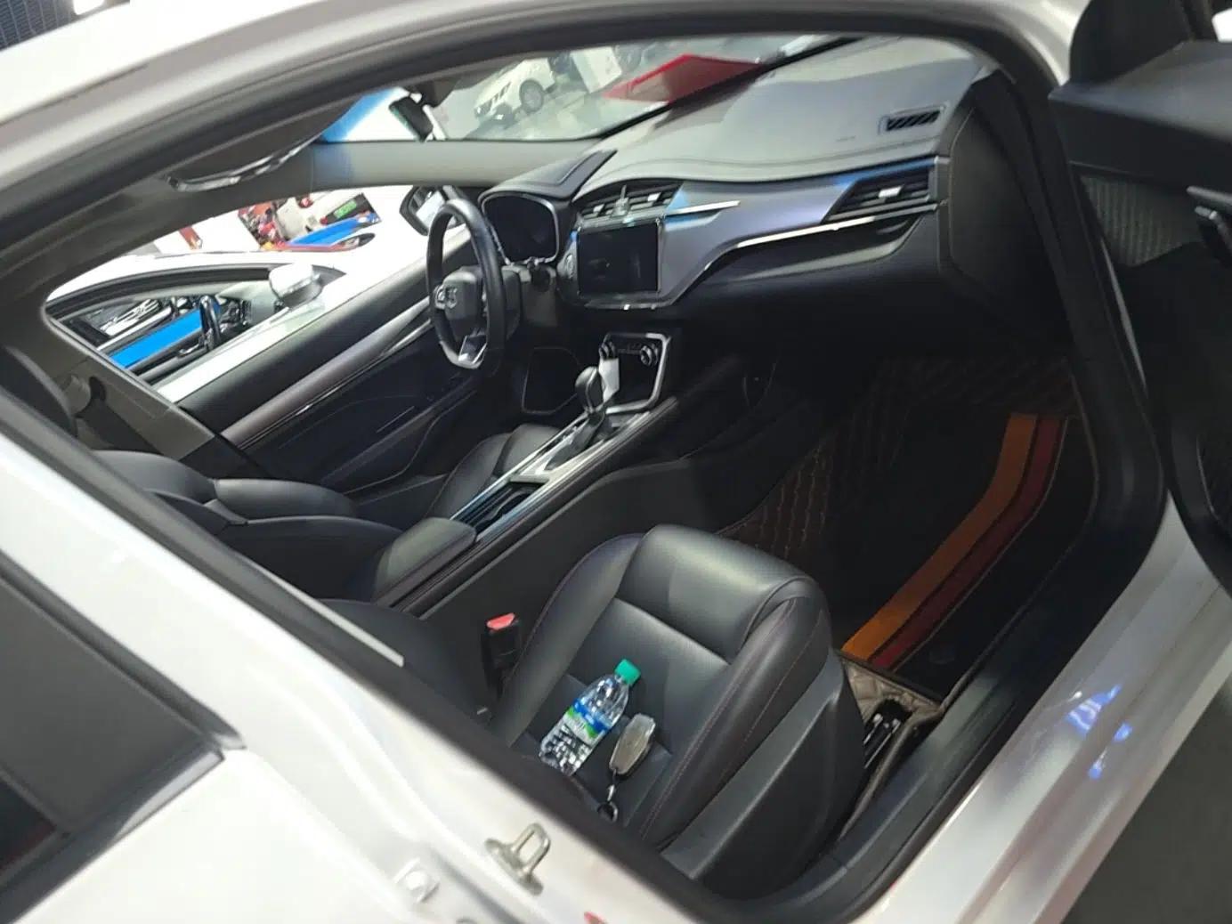 Geely Auto Binray 2018 14T CVT Binyi Edition — миниатюра 23