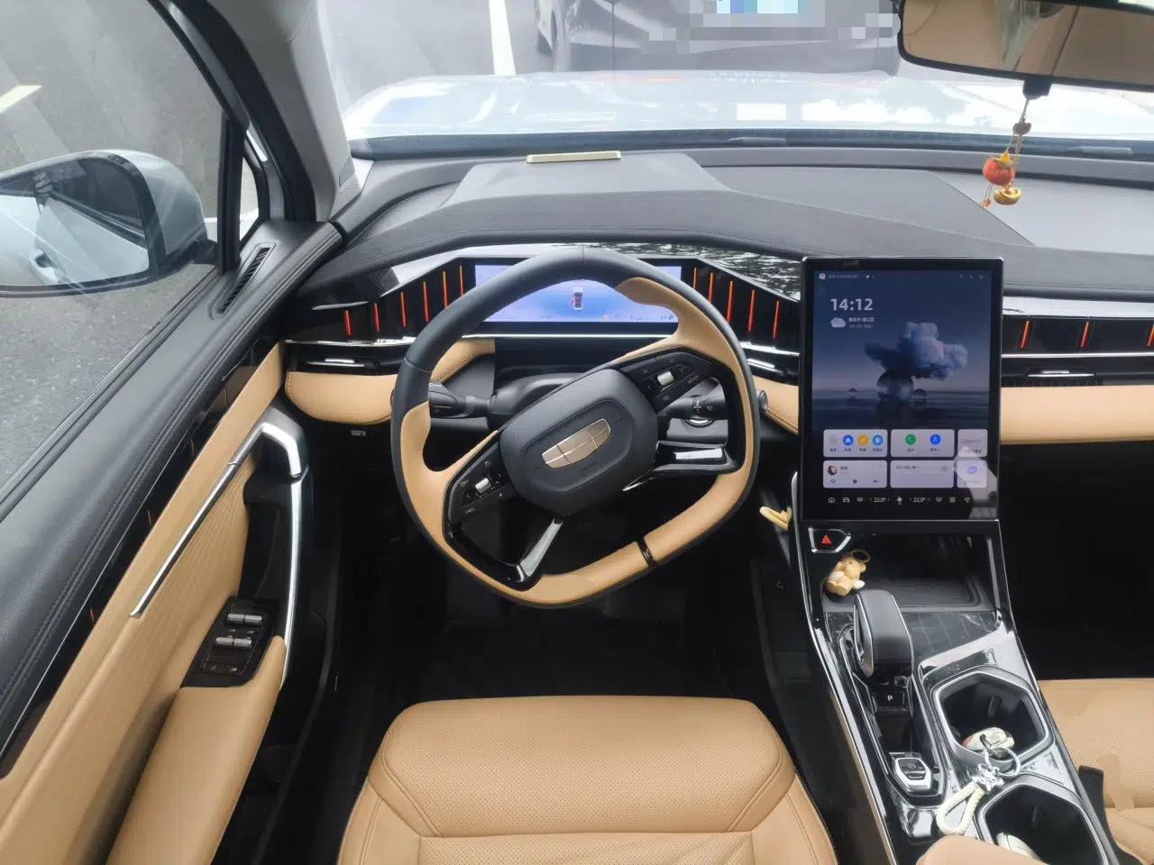 Geely Auto FX11 2023 1.5TD DCT Prestige Edition — миниатюра 11