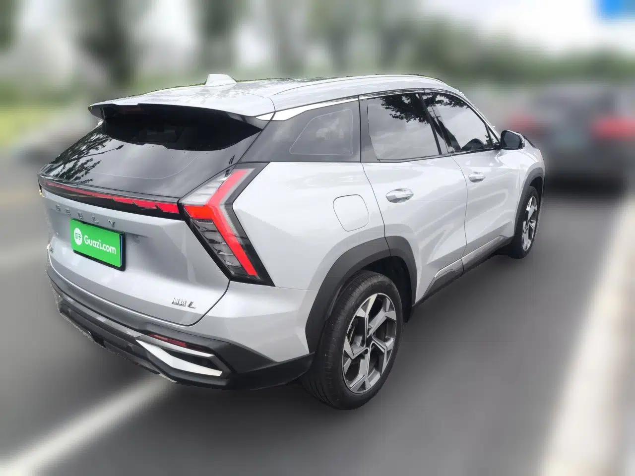 Geely Auto FX11 2023 1.5TD DCT Prestige Edition — миниатюра 6