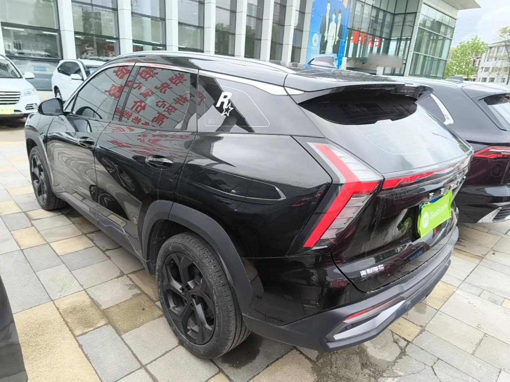 Geely Auto FX11 2023 1.5TD DCT Prestige Edition — миниатюра 7