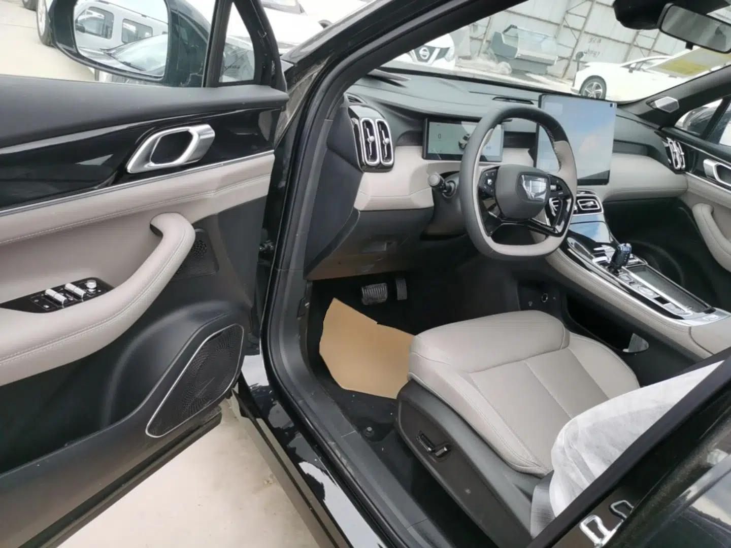 Geely Auto FX11 2025 4th Generation 1.5TD DCT - Shanhe — миниатюра 19