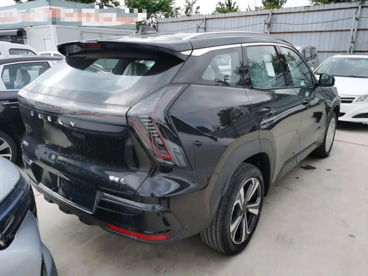 Geely Auto FX11 2025 4th Generation 1.5TD DCT - Shanhe — миниатюра 6