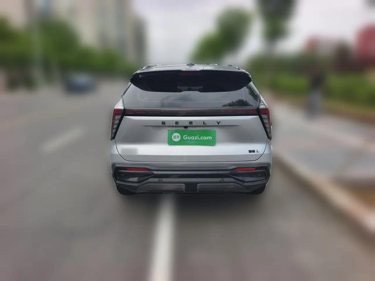 Geely Auto FX11 2023 1.5TD DCT Prestige Edition — миниатюра 5