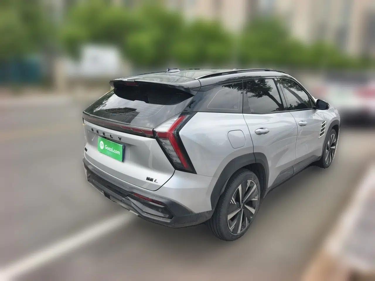 Geely Auto FX11 2023 1.5TD DCT Prestige Edition — миниатюра 6